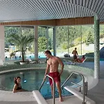 ホテル Les Bains D'ovronnaz