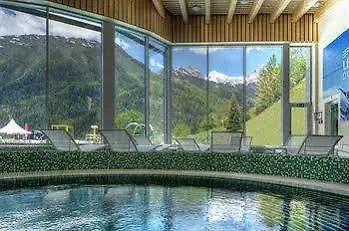 ホテル Les Bains D'ovronnaz オヴロナ